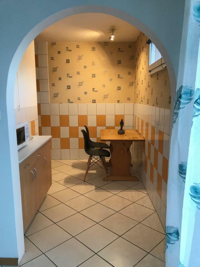 Studio Lora RM 1221 Saint-Louis  Luaran gambar