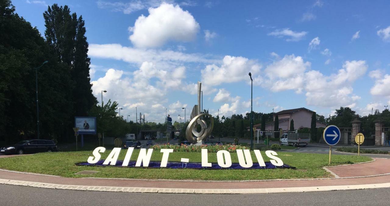 Studio Lora RM 1221 Saint-Louis  Luaran gambar